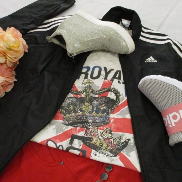 🌹 ADIDAS MARATHON 3-STRIPES JACKET – SIZE M - NWT 🌹 - Picture 5 of 16